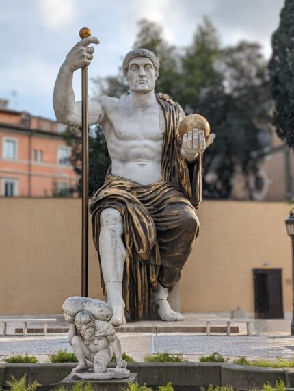 Colossus of Constantine returns to Rome
